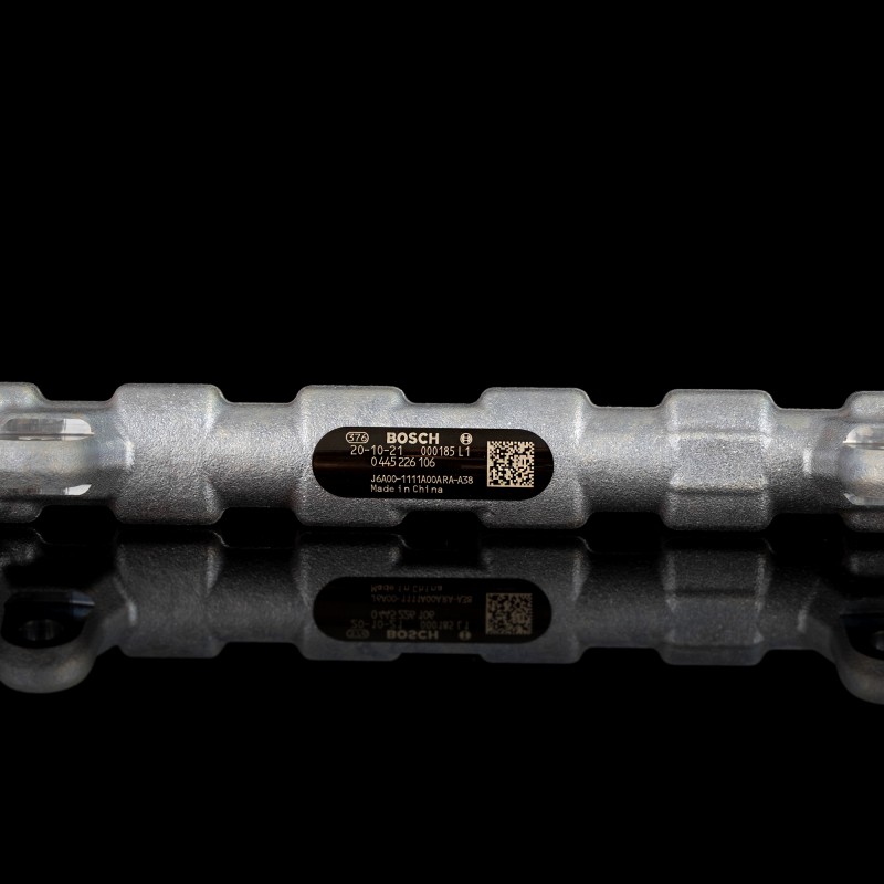 Рампа топливная J6A00-1111A00 