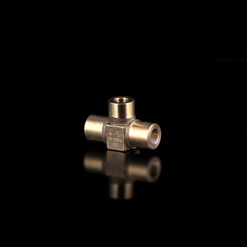 Тройник А8 (без гаек)