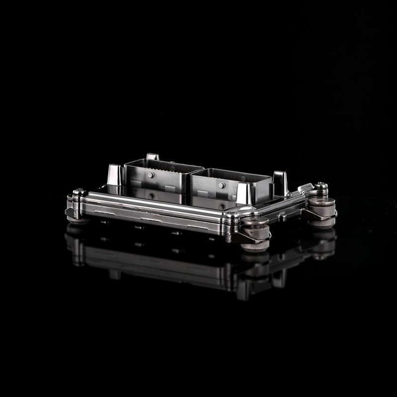 Блок управления двигателем 4G E2492305A  