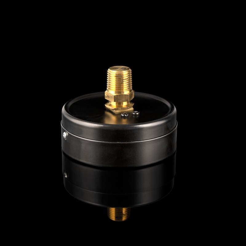 Манометр от 0 до 250 бар из углеродистой стали, D100мм, NPT 1/2, Штуцер сзади по центру Манометр от 0 до 250 бар из углеродистой стали, D100мм, NPT 1/2, Штуцер сзади по центру